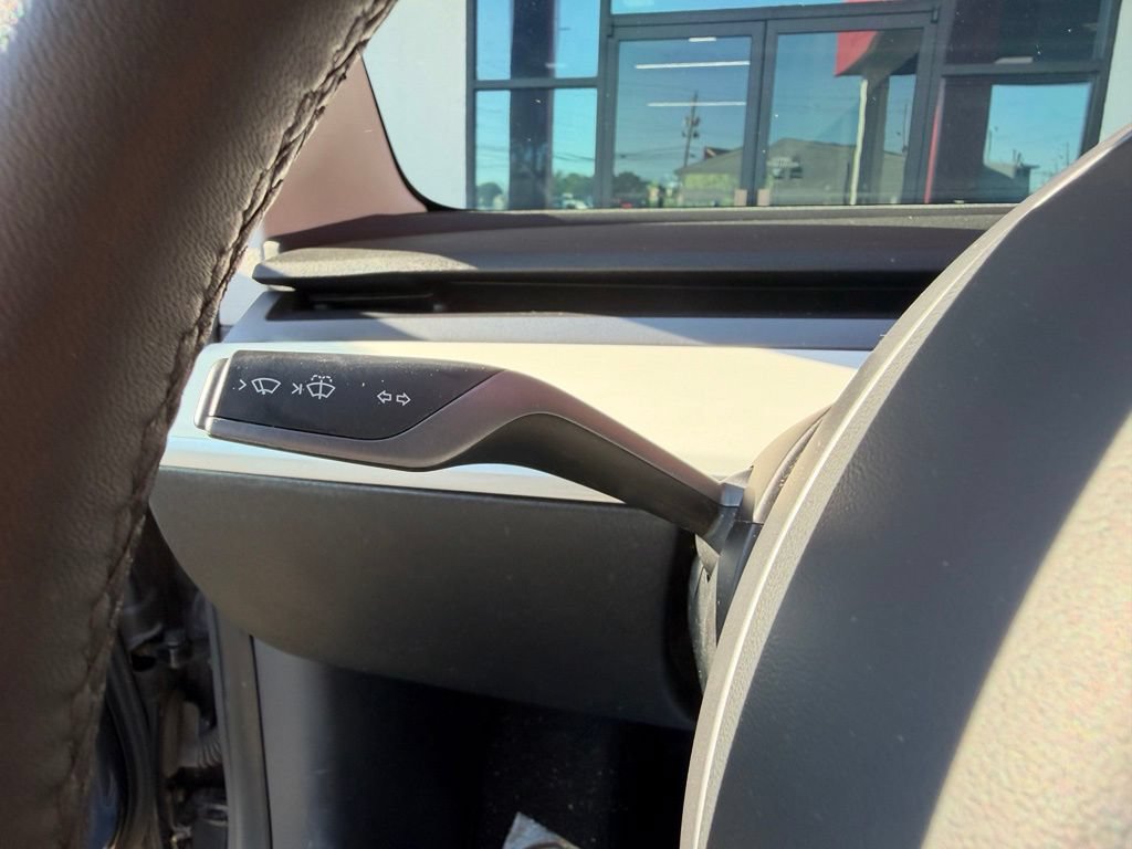 Used 2021 Tesla Model 3 Performance AWD/4WD image 23