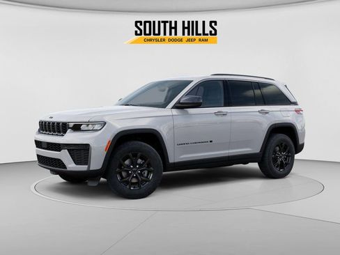 New 2026 Jeep Grand Cherokee Altitude AWD/4WD image 2