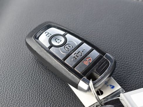 Certified 2022 Ford F150 XLT w/ Equipment Group 302A High image 14