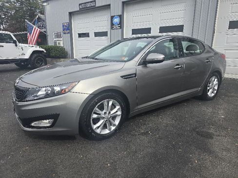 Used 2013 Kia Optima EX w/ Premium Pkg image 1