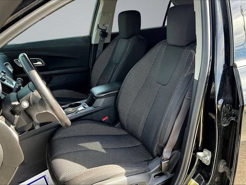 Used 2017 Chevrolet Equinox LT w/ Convenience Package AWD/4WD image 18