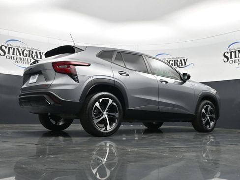 Used 2024 Chevrolet Trax RS w/ Driver Confidence Package image 23