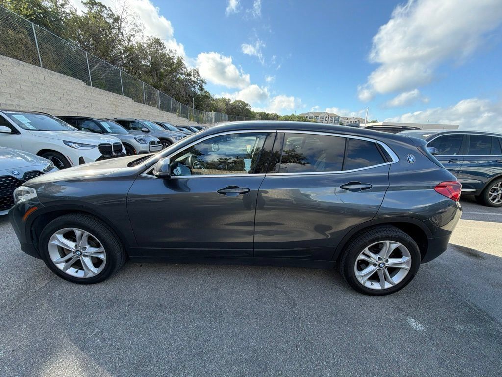 Used 2018 BMW X2 xDrive28i w/ Convenience Package AWD/4WD image 2