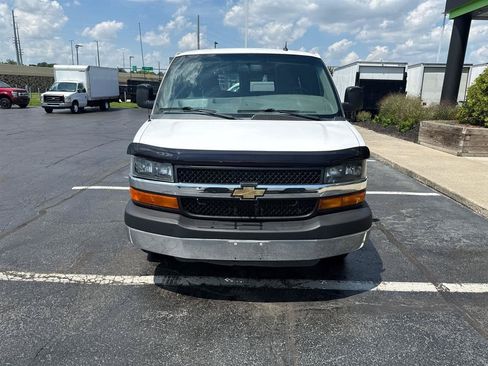 Used 2015 Chevrolet Express 3500 LT w/ LT Preferred Equipment Group RWD image 3