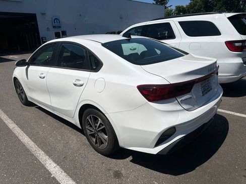 Used 2023 Kia Forte LXS FWD image 5