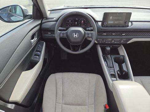 Used 2023 Honda Accord EX image 25
