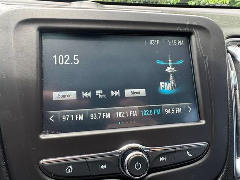 Used 2018 Chevrolet Malibu Hybrid FWD image 24