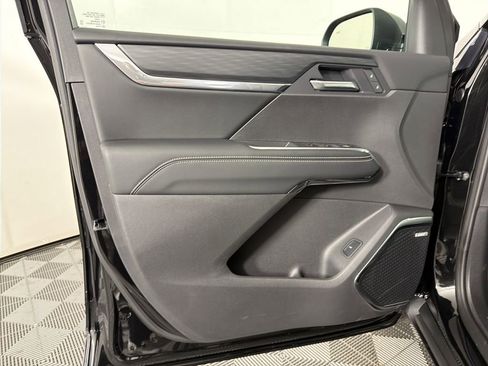 New 2026 GMC Acadia Elevation w/ Elevation Premium Package image 8