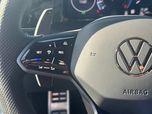 Used 2025 Volkswagen Golf R Black Edition AWD/4WD image 42