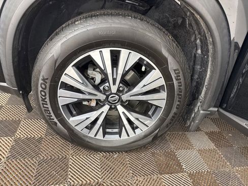 Certified 2021 Nissan Rogue SV image 27