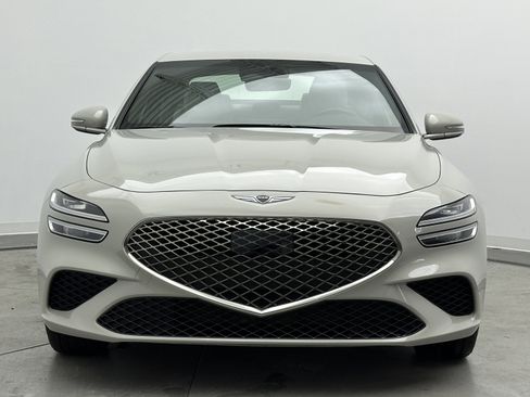 Used 2025 Genesis G70 2.5T image 2