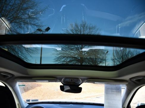 Certified 2025 Volvo XC90 B5 Plus image 21