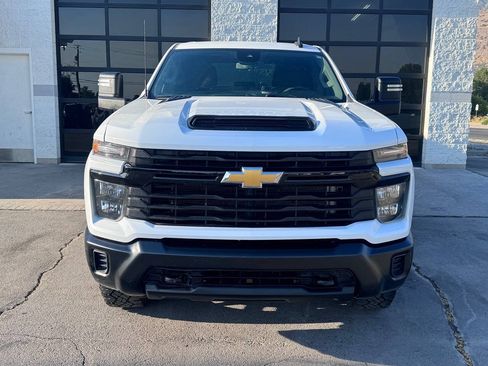 Used 2024 Chevrolet Silverado 2500 W/T w/ WT Fleet Convenience Package AWD/4WD image 3