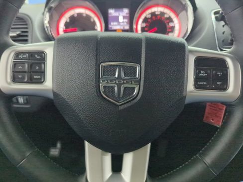Used 2017 Dodge Grand Caravan GT FWD image 12