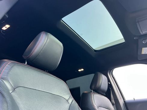 Used 2018 Ford Explorer Sport w/ Equipment Group 401A image 19