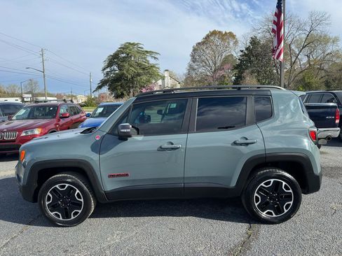 Used 2016 Jeep Renegade Trailhawk image 8