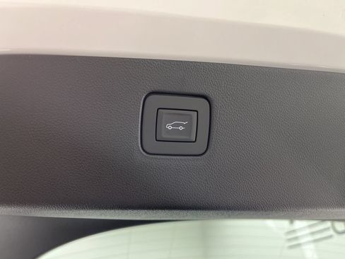 New 2026 Buick Envista Sport Touring w/ Convenience I Package FWD image 26