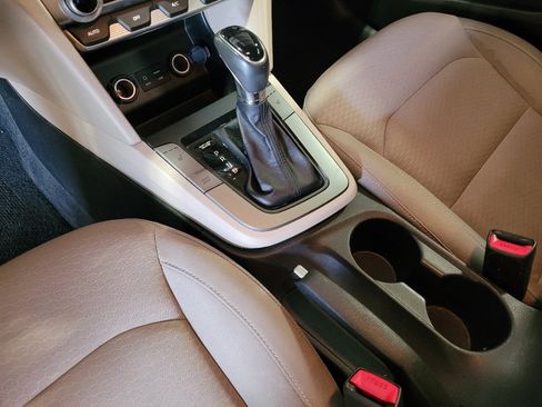 Used 2020 Hyundai Elantra Value Edition image 26