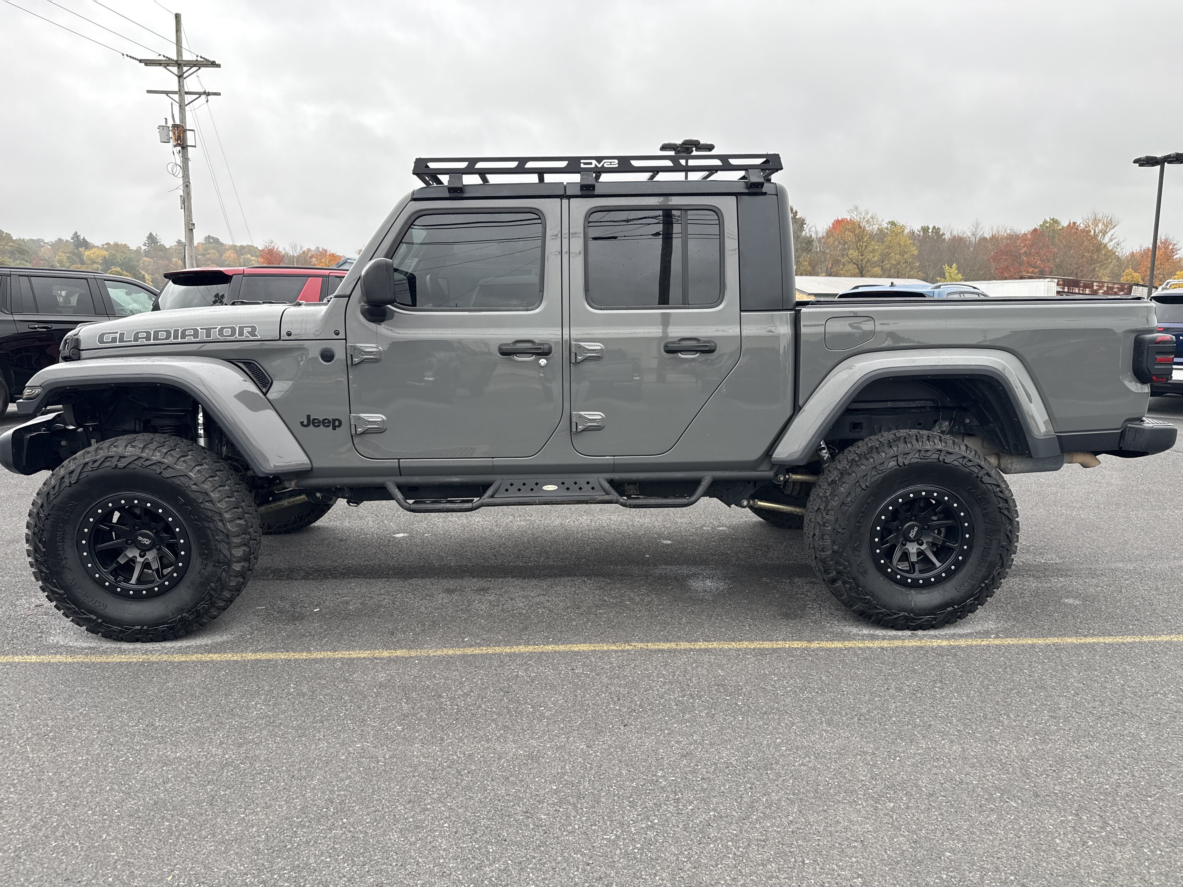 Used 2020 Jeep Gladiator Sport AWD/4WD image 13