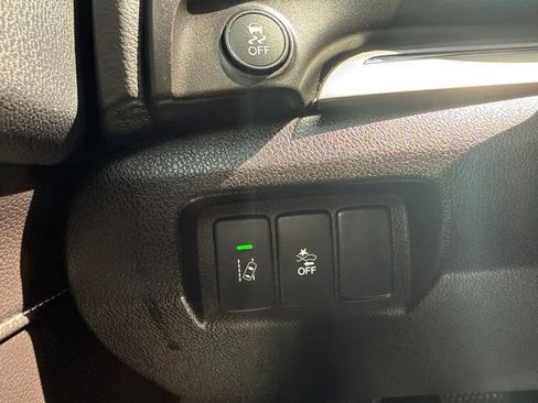 Used 2019 Acura ILX FWD image 25