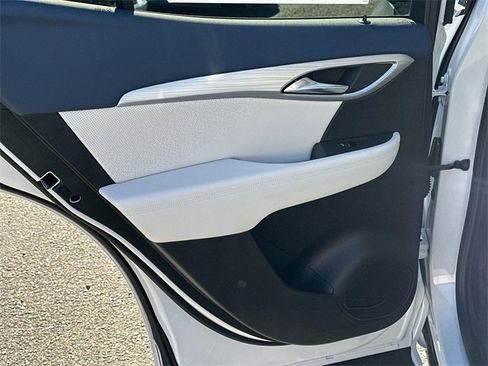 New 2026 Buick Envision Avenir image 24