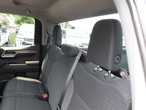 Used 2023 GMC Sierra 1500 Elevation image 24