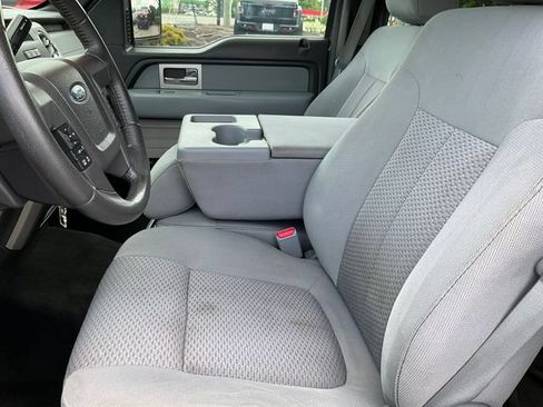 Used 2011 Ford F150 XLT w/ XLT Chrome Pkg RWD image 5