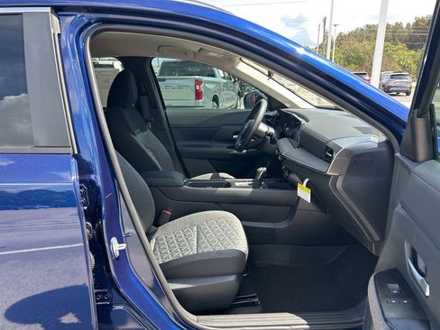 New 2026 Nissan Kicks SV image 40