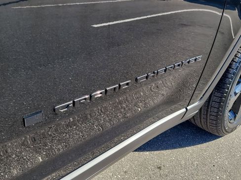 New 2026 Jeep Grand Cherokee Limited image 6