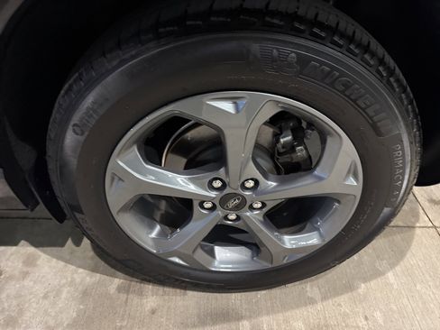 Certified 2023 Ford Escape ST-Line w/ Tech Pack #1 image 19