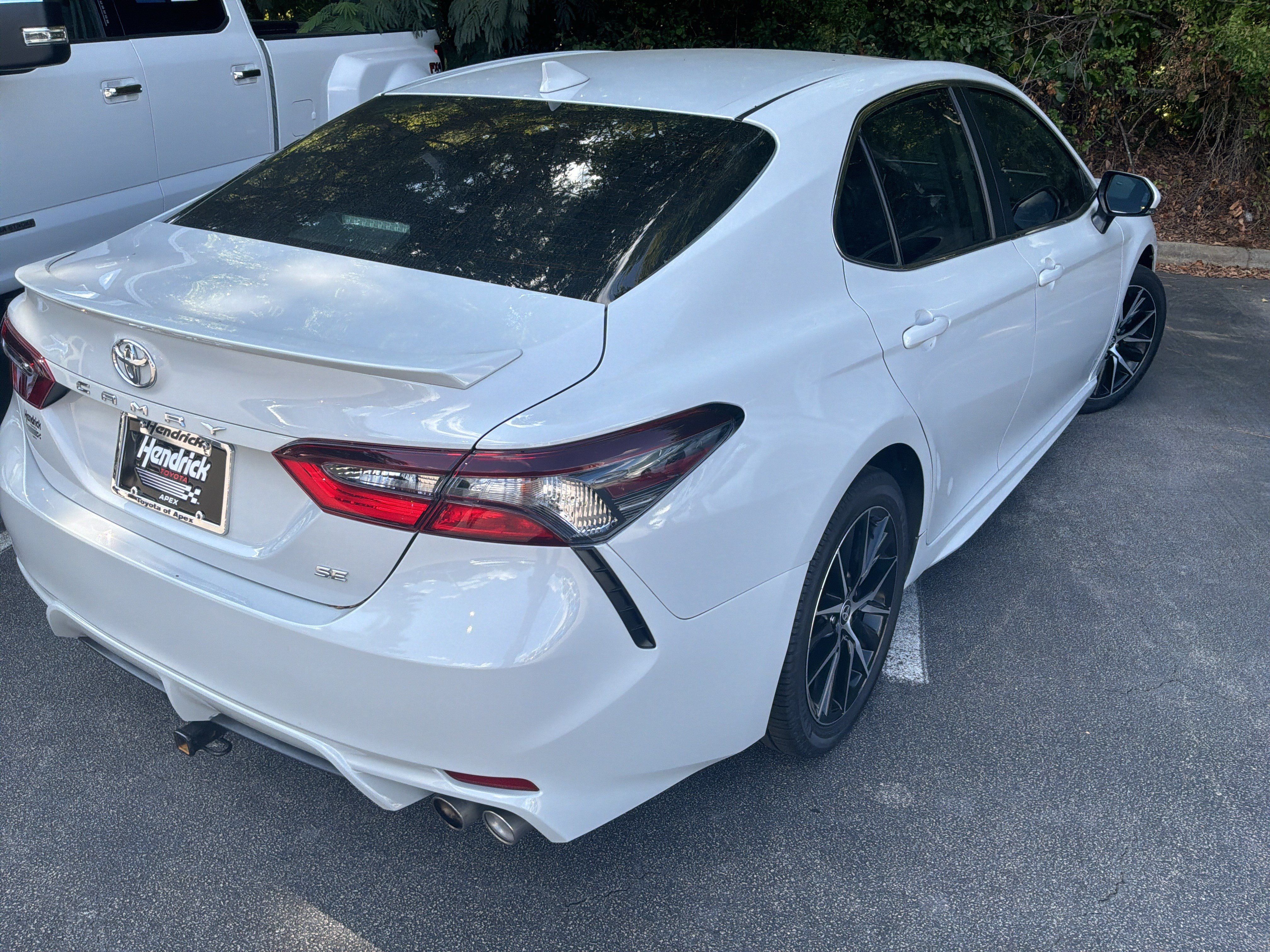Used 2024 Toyota Camry SE FWD image 10