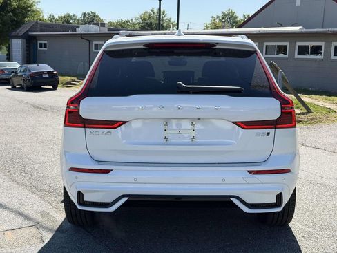 New 2026 Volvo XC60 B5 Plus w/ Protection Package Premier AWD/4WD image 20