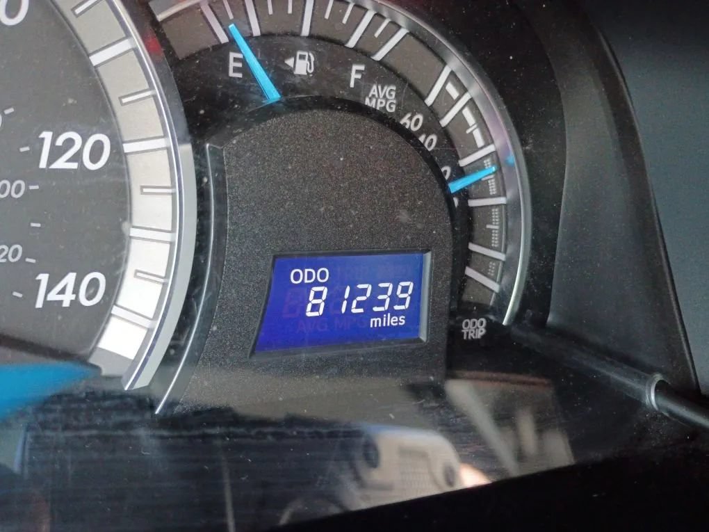 Used 2014 Toyota Camry SE FWD image 19