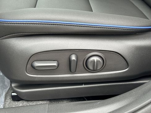 New 2026 Buick Envista Sport Touring w/ Convenience I Package FWD image 21