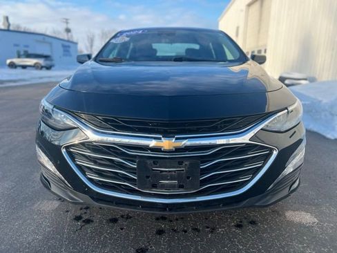 Used 2024 Chevrolet Malibu LT FWD image 3