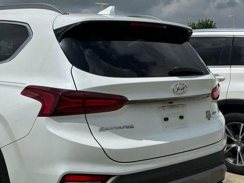 Used 2020 Hyundai Santa Fe Limited image 12