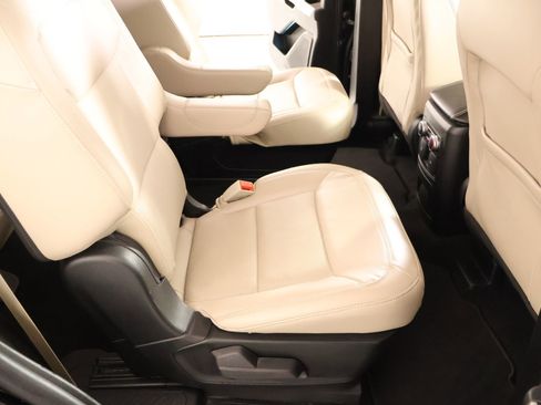 Used 2023 Ford Explorer Limited AWD/4WD image 16