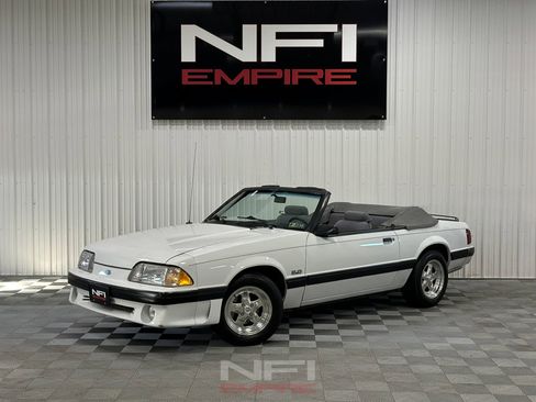 Used 1987 Ford Mustang LX image 1