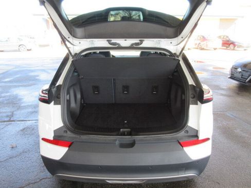Used 2023 Chevrolet Bolt EUV LT w/ Convenience Package image 34