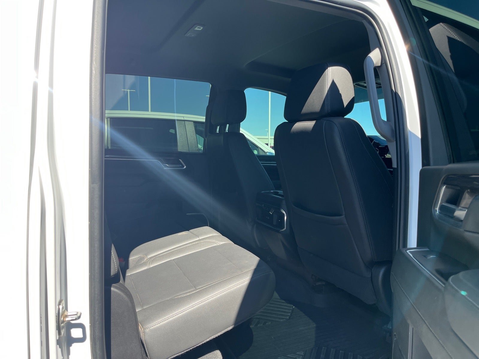 Used 2025 Chevrolet Silverado 2500 LTZ w/ LTZ Plus Package AWD/4WD image 8
