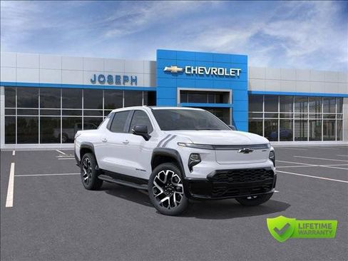 New 2025 Chevrolet Silverado EV RST AWD/4WD image 1