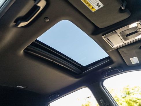 Used 2023 Honda CR-V Sport image 14