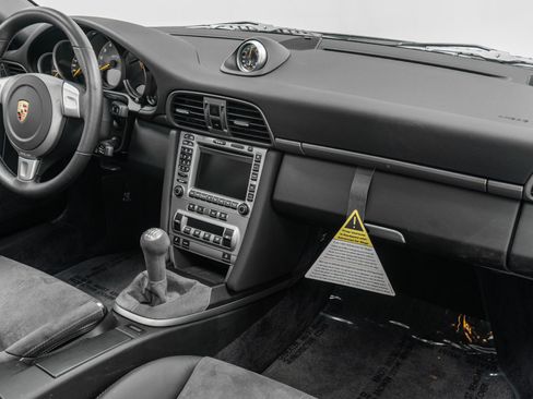 Used 2007 Porsche 911 GT3 RWD image 14