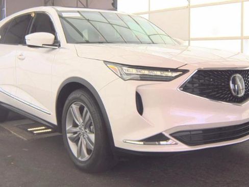 Used 2023 Acura MDX SH-AWD image 6