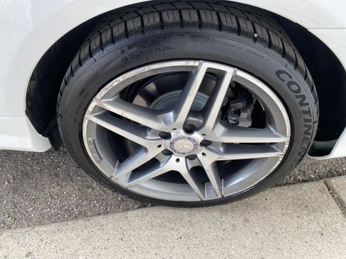 Used 2016 Mercedes-Benz E 400 4MATIC Coupe image 27