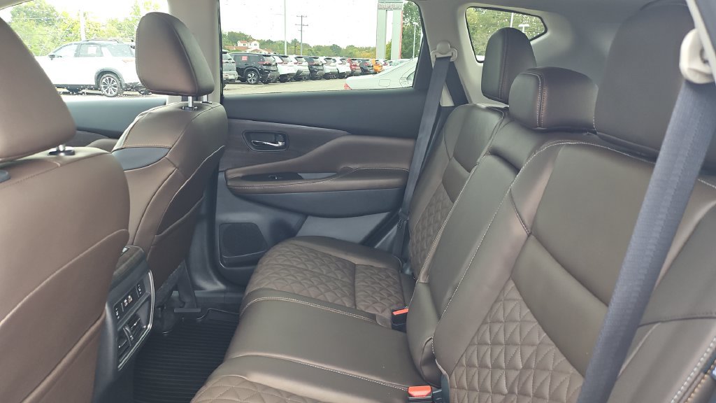 Certified 2024 Nissan Murano Platinum w/ Cargo Package AWD/4WD image 6