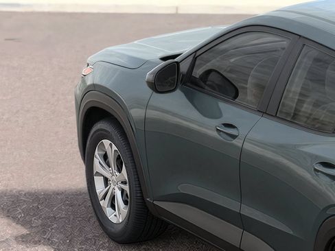 New 2026 Chevrolet Trax LS FWD image 2