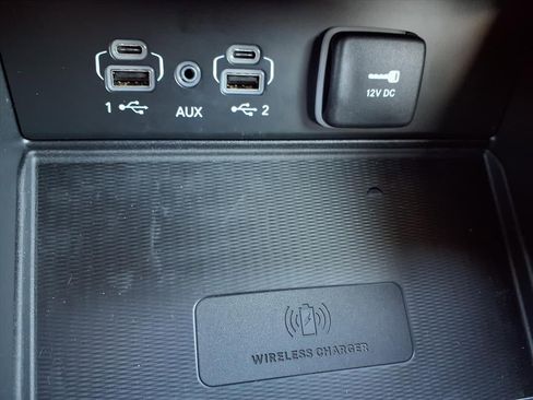 New 2025 Jeep Grand Cherokee Altitude w/ Trailer Tow Package image 7