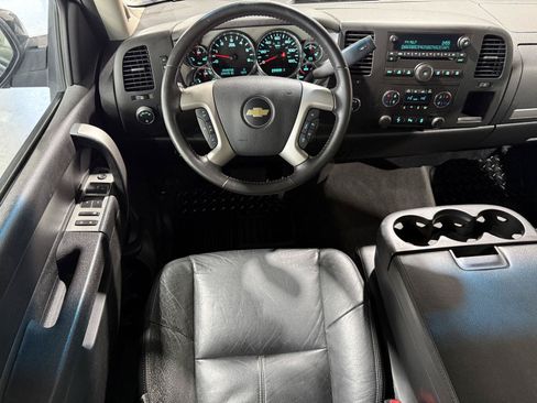 Used 2013 Chevrolet Silverado 2500 LT w/ Z71 Appearance Package AWD/4WD image 17