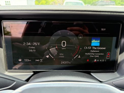Certified 2025 GMC Terrain Elevation AWD/4WD image 26